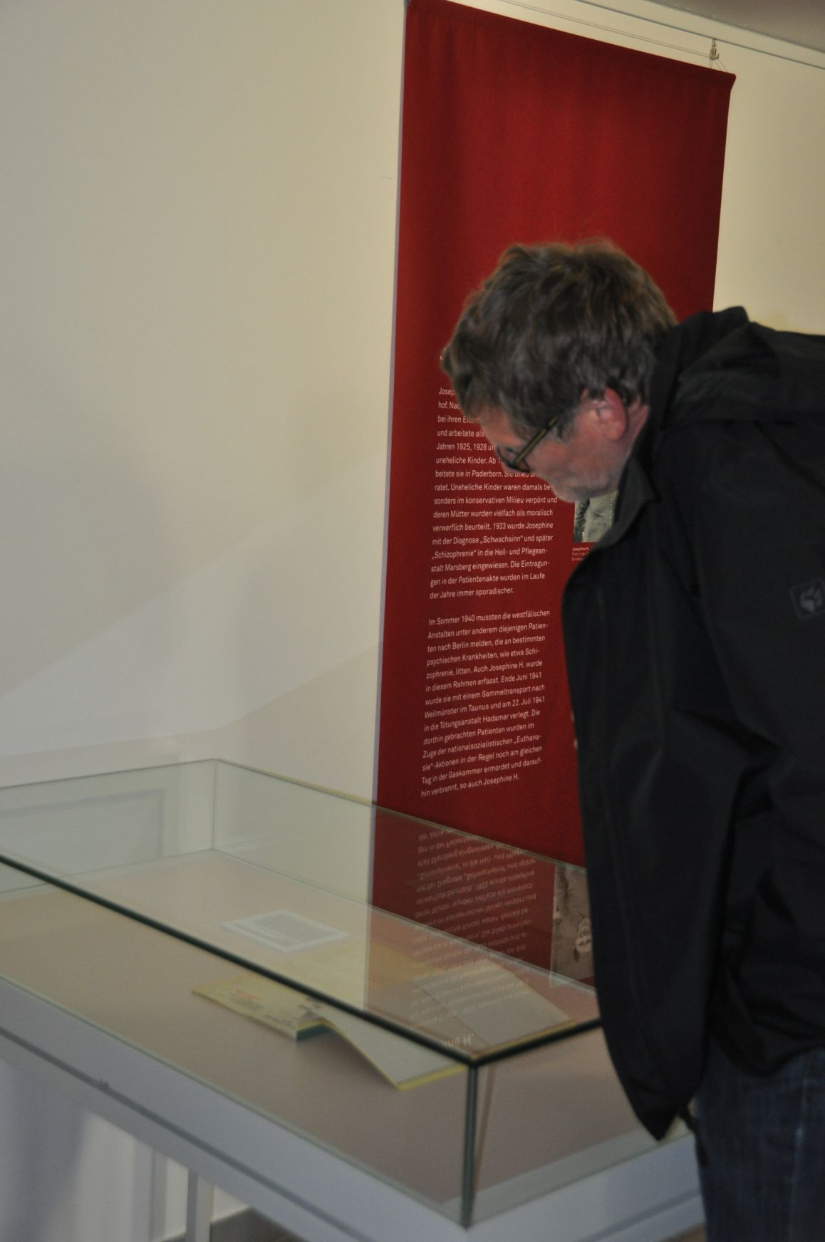 "Lebensbrüche" Schicksale verfolgter Menschen des Paderborner Landes 1933 – 1945